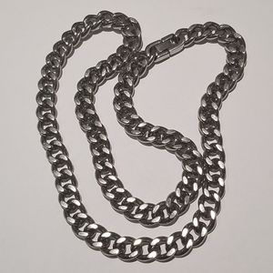 Man's stainless steel curb chain 27"